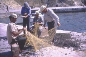 1966 Kapsali fishermen mending nets